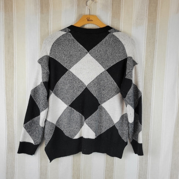 Lane Bryant Knit Cardigan Sweater Plaid Black White Size 14/16 - Picture 10 of 10